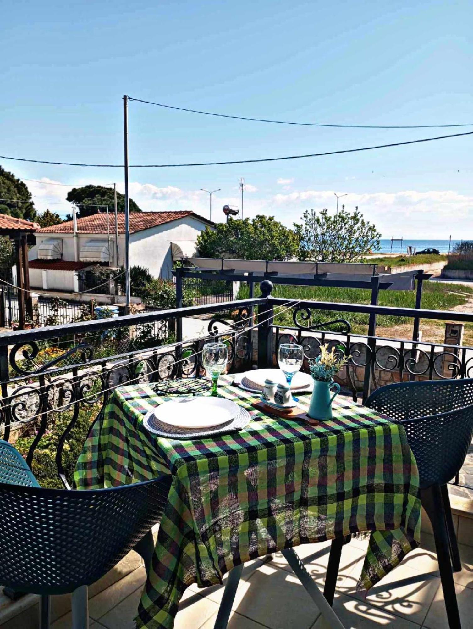 Villa Camellia Vrasná Exterior foto